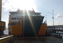 KMP. Bontoharu Angkut Calon Jamaah Haji Kloter 2 Kabupaten Kepulauan Selayar FOTO: KMP. Bontoharu Angkut Calon Jamaah Haji Kloter 2 Kabupaten Kepulauan Selayar