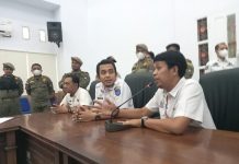 Tidak Hadirkan Ahli di Senin, PT. KYP di Ujung Tanduk, Rencana Kontrak Breakwater Beba Batal FOTO: Ijas Fajar selaku Kuasa Pengguna Anggaran (KPA) Pembangunan breakwater Beba, Galesong, Kecamatan Galesong, Kabupaten Takalar.