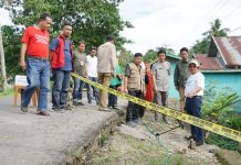 Tanah Bergeser di Herlang, Sekda Ali Saleng: Akan Dikaji Pihak Unhas FOTO: Sekretaris Daerah Muh Ali Saleng memantau aktifitas posko bantuan dan pengungsian korban tanah bergeser di Dusun Sappang Desa Borong Kecamatan Herlang, Jumat, 26 Mei 2023