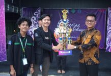 BPP-IPMIBAR Gelar Pentas Seni Tingkat SMA se Kabupaten Bone FOTO: Kiri Ketua panitia pentas senin Muh. Ariskah, Taufiqrahman Ketua Umum BPP-IPMIBAR dan H. Saifullah Latif, S.E., M.Si selaku pembina BPP-IPMIBAR.