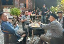 Lecehkan Kerja Wartawan, IWO Situbondo Somasi Pengelola Beach Forest FOTO: Kiri Ketua Ikatan Wartawan Online (IWO) DPD Situbondo Zainullah.