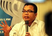 Sidang Gugatan Sistem Pemilu Profosional Terbuka Berakhir, Denny: Kembali ke Tertutup Pilih Gambar Parpol FOTO: Denny Indrayana, Aktivis dan akademisi Indonesia