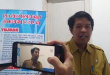 PT. KYP Gagal Kontrak, KPA: Kami ikuti Regulasi, Warga Galut Harap Tahun 2023 Breakwater Terwujud FOTO: Ijas Fajar Kepala UPT PPI Beba Takalar, saat memberikan keterangan persnya terkait batalnya PT Kemuning Yona Pratama batal melakukan kontrak pembangunan Breakwater Beba. Senin (29/5)