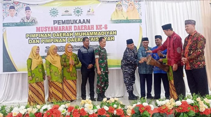 FOTO: Imam muslih akhirnya terpilih kembali menahkodai Pimpinan Daerah (PD) Muhammadiyah Manokwari periode 2023-2028.