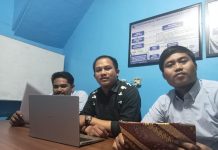 Ocehan Putri Dakka Sebut Klikkiri.co Media Orderan Berbuntut Panjang FOTO: Penasehat hukum Media Klikkiri.co dari kantor hukum SCS Law Firm yang diwakili Andi Wawan, SH saat menggelar keterangan persnya. Senin (29) 5/2023)
