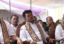 Mendag Jamin Harga Kedelai Tinggi, Ini syaratnya FOTO: Kiri Gubernur Lampung, Arinal Djunaidi, Menteri Pertanian, Syahrul Yasin Limpo dan Menteri Perdagangan Zulkifli Hasan saat berada di Pekon Banjar Masin Kecamatan Bulok Kabupaten Tanggamus, Lampung, Jumat, 2 Juni 2023.