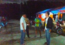 Tiba di Pasimasunggu Staf Ahli Pantau Persiapan Penyambutan Rombongan Doctor Share FOTO: Staf ahli bupati bidang pemerintahan, Drs. Hizbullah Kamaruddin saat tiba di Ibukota Kecamatan Pasimasunggu, Jampea, Kep. Selayar. Minggu (4/6/2023)