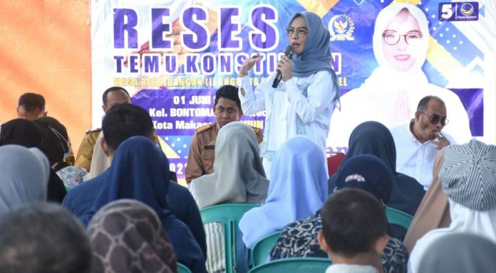 FOTO: Anggota DPRD Sulsel, Andi Rachmatika Dewi menggelar Reses kedua tahun 2023 di Kelurahan Bonto Makkio, Kecamatan Rappocini, Kota Makassar, Senin (5/6/2023).
