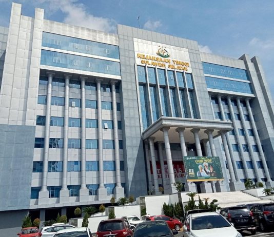 Kejati Sulsel Diminta Segera Tetapkan Tersangka Baru Kasus Korupsi Bibit Nanas FOTO: Kantor Kejaksaan Tinggi Sulawesi Selatan Jl. Urip sumoharjo Km. 4 Kota Makassar. (UMR/LN)