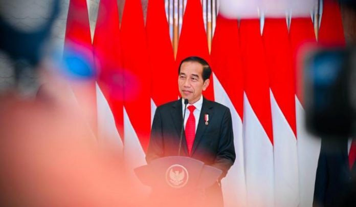 FOTO: Presiden Joko Widodo (Jokowi) saat memberikan keterangan pers nya di Pangkalan Halim Perdana Kusuma, Jakarta. Rabu (7/6/2022)