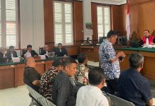 DP Mangkir, Deng Ical dan Iqbal Hadiri Sidang Tipikor PDAM Makassar FOTO: Jaksa Penuntut umum saat menghadirkan 7 orang Saksi dalam kasus dugaan korupsi PDAM Makassar di Pengadilan Negeri Makassar. Kamis (8/6/2023)
