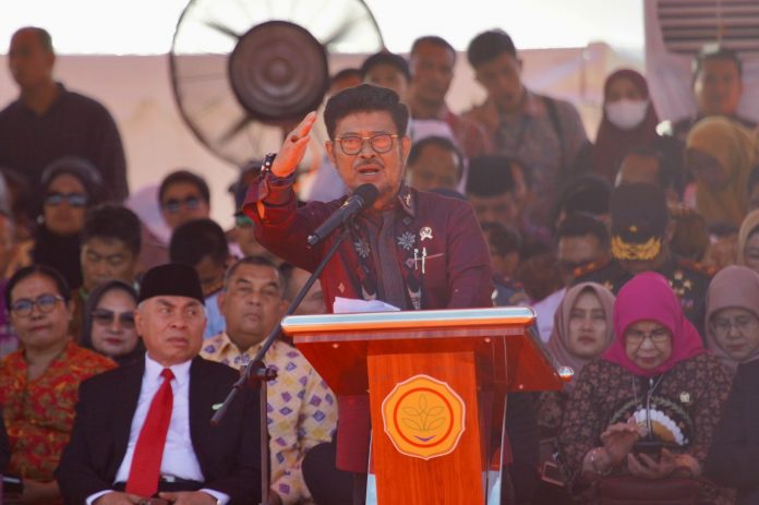 FOTO: Menteri Pertanian Syahrul Yasin Limpo, hadir pada Pekan Nasional (PENAS) Petani Nelayan Indonesia ke-XVI yang dihelat di Padang, Sumatera Barat.