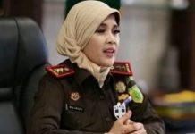 Kunker Komisi III DPR, Kejati Lakukan Test Urine, Andi Irfan Dicopot dari Jabatan Kejari Madiun FOTO: Kepala Kejaksaan Tinggi Jawa Timur, Mia Amiati. (properti medsos)