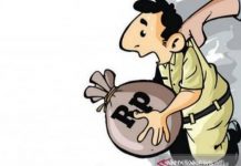 Diduga Palsukan Tandatangan Pengurus BPD Borong, Cair Ratusan Juta, Mappasomba Desak Bupati Bulukumba Copot ARS Ilustrasi dana desa (Putu Indah Savitri/Antara)