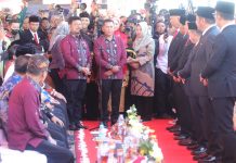 Menko Perekonomian Apresiasi Gelaran Penas XVI Petani FOTO: Menteri Pertanian, Syahrul Yasin Limpo, pada kegiatan pekan nasional petani Indonesia di Padang, Sumatera Barat.