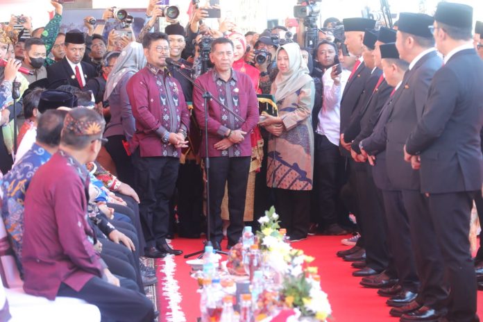 FOTO: Menteri Pertanian, Syahrul Yasin Limpo, pada kegiatan pekan nasional petani Indonesia di Padang, Sumatera Barat.