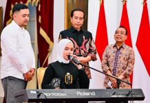 Presiden Jokowi Terima Peraih Golden Buzzer AGT 2023 Putri Ariani FOTO: Presiden Jokowi menerima Putri Ariani, Rabu (14/06/2023), di Istana Merdeka, Jakarta. (Foto: BPMI Setpres)