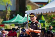 Sambut HUT Adhyaksa ke-63, Kajati Sulsel Buka Kegiatan ‘Adhyaksa Camp Pramuka 2023’ FOTO: Kepala Kejaksaan Tinggi (Kejati) Sulawesi Selatan Leonard Eben Ezer Simanjuntak, SH. MH. hadir dan bertindak selaku pembina upacara pada pembukaan kegiatan "Adhyaksa Camp Pramuka 2023".