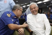 PAN Bakal Tinggal PDIP Usung Ganjar Capres, PAN Merasa Dikecilkan FOTO: Zulkifli Hasan dan Ganjar Pranowo (foto: Wisnu Adhi Nugroho)