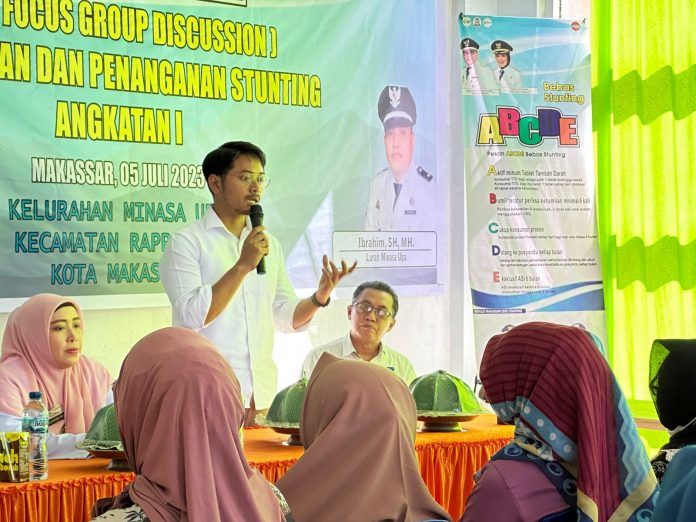 FOTO: dr Udin Focus Group Discussion (FGD) Stunting kolaborasi Forum Kemanusian Kota Makassar (FKKM) dan Pemerintah Kota Makassar kembali berjalan di Kelurahan Minasa Upa, Rabu (05/07/2023).