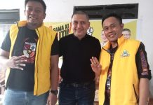 Perkenalkan Tim Pemenangannya ke Appi, Pablo: Ada Sahabat Saya Laskar Sinrijala dan Pemuda Pancasila FOTO: Kiri Affandy Ibrahim (Pablo) Munafri Arifuddin dan Tokoh masyarakat Rappocini.