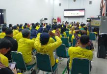 APPI Aktif Kunjungi Dapil A Makassar, Trend Positif Golkar Kota Makassar Makin Kuat FOTO: Munafri Arifuddin saat menemui pengurus ditingkat kecamatan dan kelurahan DPD Partai Golkar Makassar.