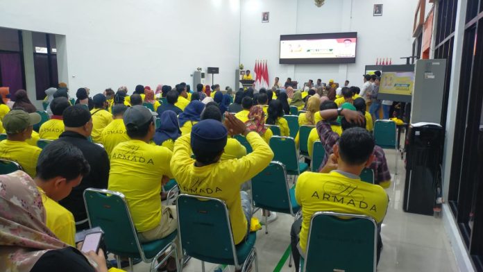 FOTO: Munafri Arifuddin saat menemui pengurus ditingkat kecamatan dan kelurahan DPD Partai Golkar Makassar.