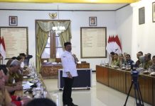 Antisipasi El Nino, Mentan Syahrul Minta Kadis Pertanian se Jawa Timur Kejar Tanam Padi FOTO: Mentan Syahrul Yasin Limpo dalam Rakor Antisipasi El Nino Se Jawa Timur di Pendopo Wedya Graha, Ngawi Jawa Timur (Jatim), Senin(24/7/23).