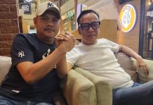Sepakat Menangkan Prabowo, Ketum Loyalis Erick Thohir dan Ketua Prabowo Mania 08 Bertemu FOTO: Ketua Umum DPP Loyalis Erick Thohir (LETHO) Anshar Ilo dan Ketua umum Prabowo Mania 08, Imanuel Erbenezer.