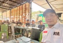 Punya Peluang Lolos di Dapil 3 Makassar, Alumni Bosowa: Dukung Ramli Manong FOTO: Ramli Manong saat menggelar pertemuan dengan para purna bakti PT Bosowa group di di kafe Arion Kopi 23 di pelataran perumahan Atira di Biringkanaya. Jumat (28/07/2923)