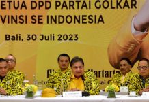 DPP dan DPD Partai Golkar Kumpul di Bali, Tegas Menolak Munaslub, Ahmad Doli: Kader Fokus Menangkan Seluruh Agenda Politik 2024 FOTO: Dewan Pimpinan Daerah Partai Golkar se-Indonesia menyatakan setia bersama Airlangga Hartarto dan sepakat 100 persen menolak isu Munaslub. ANTARA FOTO/FIKRI YUSUF