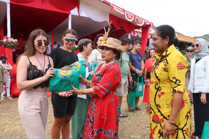 FOTO: Festival Budaya Lembah Baliem (FBLB) Ke-31 Tahun 2023, bertempat di Kampung Wosiala, Jl Trans Wamena- Bolakme, Distrik Usilimo, Kabupaten Jayawijaya, Provinsi Papua Pegunungan, Rabu (09/08/2023).