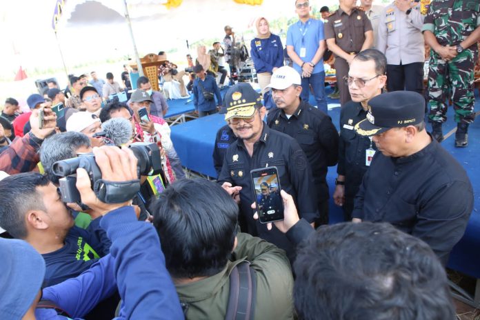 FOTO: Menteri Pertanian Syahrul Yasin Limpo saat rapat koordinasi gerakan nasional penanganan el nino di Kota Mataram, Sabtu, 12 Agustus 2023.