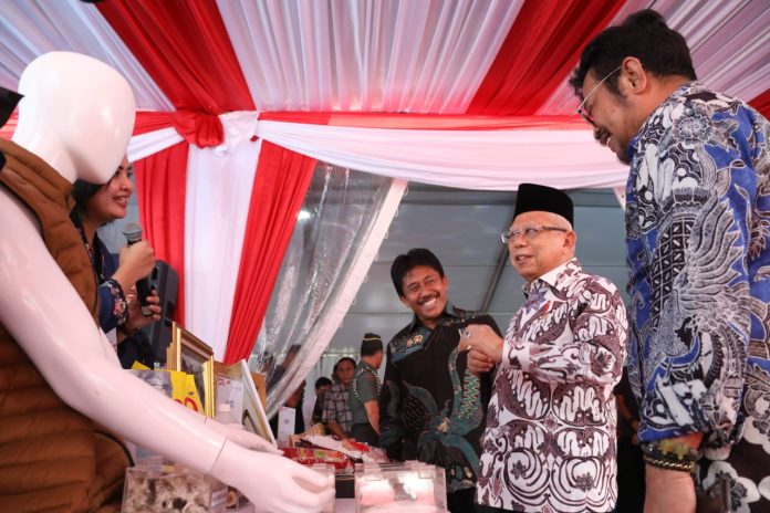 FOTO: Wakil Presiden RI, KH Maruf Amin melepas ekspor komoditas pertanian ke 176 negara dengan nilai transaksi sebesar 12,45 triliun.