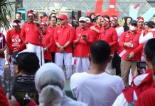 Rayakan HUT RI ke-78, Mentan SYL Pentingnya Sektor Pertanian dalam Kemerdekaan Indonesia FOTO: Menteri Pertanian Syahrul Yasin Limpo bersama pejabat dan staf Kementerian Pertanian saat peringatan HUT RI ke 78.