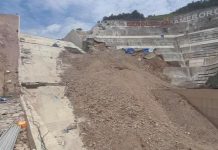 Disebut Telan APBN Rp 1.5 Triliun, Bendungan Ameroro di Konawe Ambruk FOTO: Bendungan Ameroro, di Desa Tamesandi, Kecamatan Uepai, Kabupaten Konawe, Sulawesi Tenggara, Usai ambruk. (Foto istimewa)