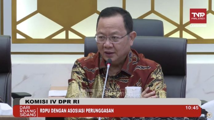 FOTO: Ketua Komisi IV DPR RI Sudin saat RDPU dengan Asosiasi Perunggasan. (Tangkapan Layar Youtube Komisi IV DPR RI Channel) Ketua Komisi IV DPR RI Sudin saat RDPU dengan Asosiasi Perunggasan. (Tangkapan Layar Youtube Komisi IV DPR RI Channel)