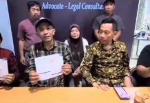 Video Viral: Ahli Waris Pato bin Kopi Sebut Andi Darwis Bawa Kabur Uang Rp 300 Juta Tangkap layar dari video viral keluarga Pato bin Kopi saat menggelar keterangan persnya