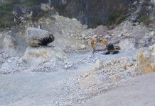 Ketua Komisi III DPRD Tana Toraja Minta APH Tindak Tegas Penambang Liar FOTO: Penambangan liar di Kabupaten Toraja Utara (ist)