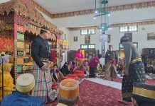 Kunjungan Anies ke Luwu Raya Sukses, Asri Tadda: Terima Kasih Semuanya FOTO: Kunjungan Bakal Calon Presiden Anies Rasyid Baswedan (ABW) ke Luwu Raya berlangsung meriah, Sabtu (23/09/2023).