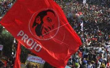 Desakan Wapres Mundur Pasca Putusan MA, Projo: Kesimpulan Hukum yang Keliru FOTO: Bendera Projo (antara)