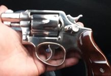 Diduga 12 Senpi di Rumdis Mentan Jenis Revolver S&W, Walther, Hingga Tanfoglio Ilustrasi pistol jenis Revolver