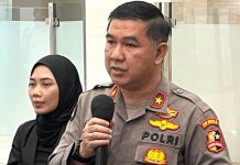 Mabes Polri Pastikan Senpi di Rumah Dinas Mentan Jenis Laras Pendek FOTO: Kepala Biro Penerangan Masyarakat (Karo Penmas) Divisi Humas Polri Brigjen Ahmad Ramadhan di Mabes Polri, Jakarta, Selasa (3/10/2023). (Kompas)