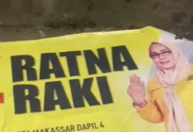Baliho Caleg Hingga Calon Gubernur Sulsel Dirusak OTK, Ratna Raki Bilang Begini FOTO: Baliho milik Ratna Raki yang dirusak orang tak dikenal di Jl. Ince Dg Ngoyo, Kelurahan Masale Kecamatan Panakukang. Senin dini hari (9/10/2023)