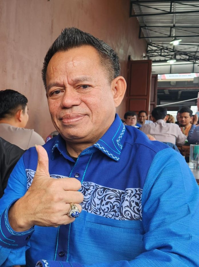 FOTO: Drs. H. Aldin Bulen, SH., MH penasehat hukum Sekprov Non Aktif Abdu Hayat Gani 