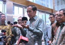 Presiden Beri Sinyal Reshuffle Kabinet, Jokowi: Mungkin Minggu ini FOTO: Presiden Joko Widodo atau Jokowi saat menerima wawancara awak media di Jakarta (property: Seskab)