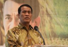 Guru Besar Unila Apresiasi Kementan dalam Penyiapan Bahan Baku Obat dan Vaksin Hewan FOTO: Menteri Pertanian Andi Amran Sulaiman saat menghadiri Rakor Upsus Peningkatan Produksi Padi dan Jagung Tahun 2023-2024 di Surabaya, Rabu malam (22/11/2023).