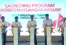 Pj Gubernur Bersama Bupati Bulukumba dan Pimpinan OJK Launching Program EKI di Desa Lembanna Bulukumba FOTO: Launching Program Ekosistem Keuangan Inklusif (EKI) OJK Wilayah Sulawesi, Maluku, dan Papua (Sulampua), dilaksanakan di Villa Pajokka, Pantai Mandala Ria, Desa Lembanna, Kabupaten Bulukumba, Jumat, 24 November 2023.