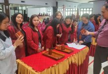 Lomba Kompetisi Ide Bisnis mahasiswa Economic Businnes Fair UKI Toraja Hadirkan Produk Menarik