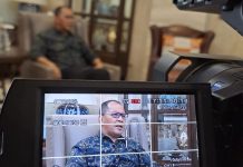 Dipanggil DPP PDIP, DP Siap Cagub Sulsel, Jajaki Semua Parpol FOTO: Wali kota Makassar Moh Ramadhan Pomanto atau 'Danny Pomanto' dalam sesi wawancara televisi (Foto: Iwan Taruna)
